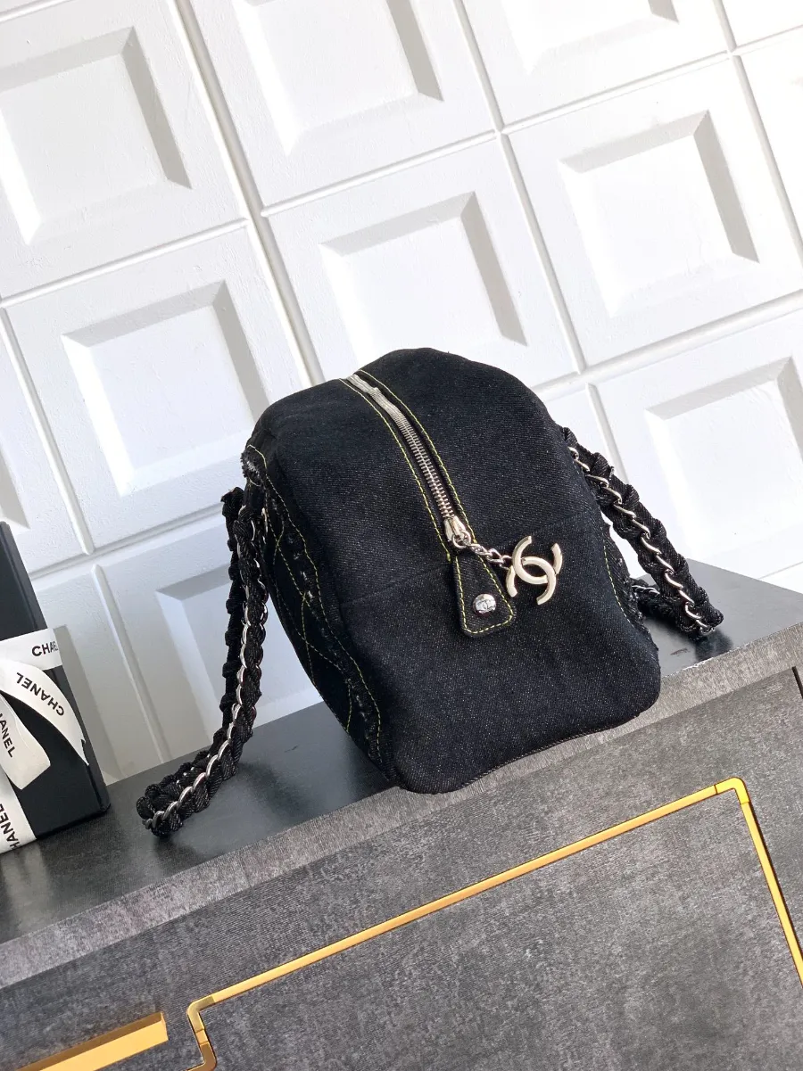 chanel_denim_bostonbag_2240000601656_side.jpg