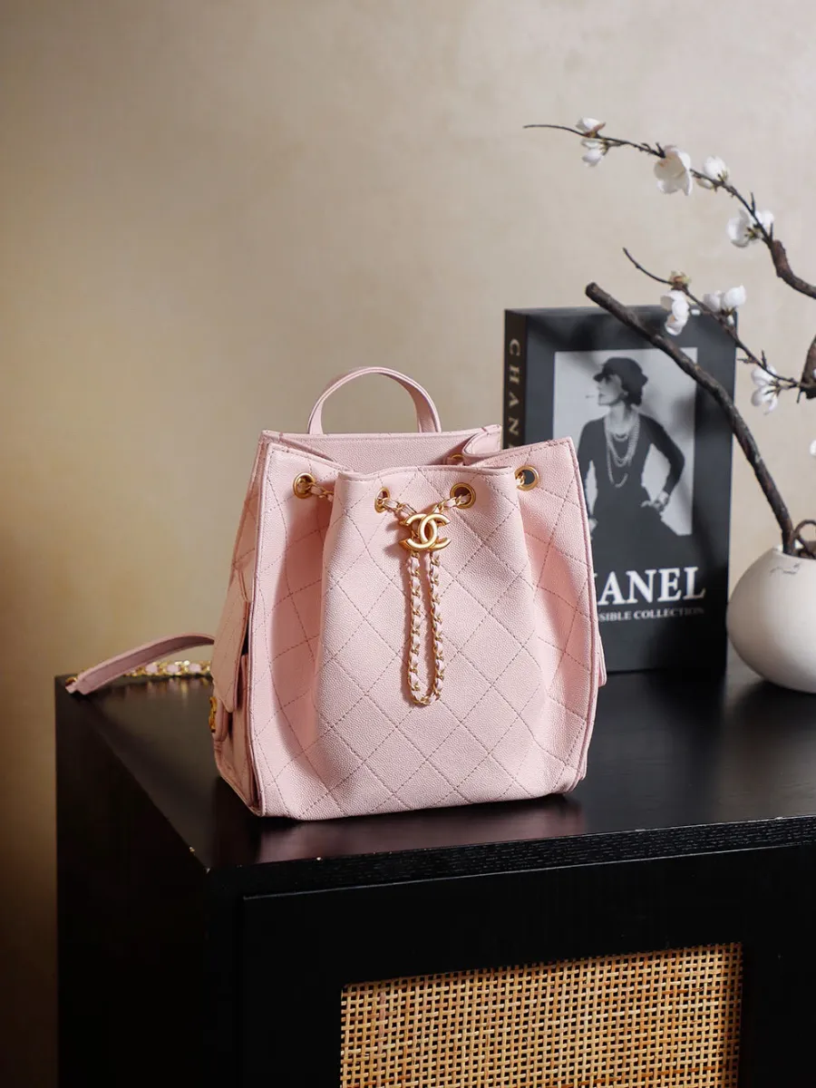 chanel_25b_double_shoulder-bag_backpack_as5600_front.jpg